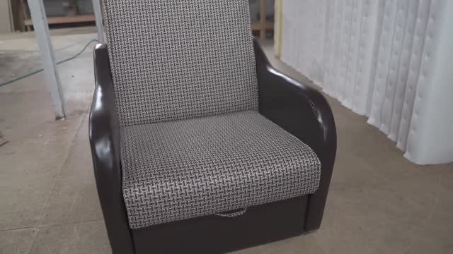 Видео обзор на кресло-кровать аккордеон Людмила 70 с мягкими подлокотниками