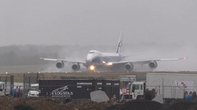 Air Bridge Cargo Boeing 747-8F Splashdown!  Liege Airport