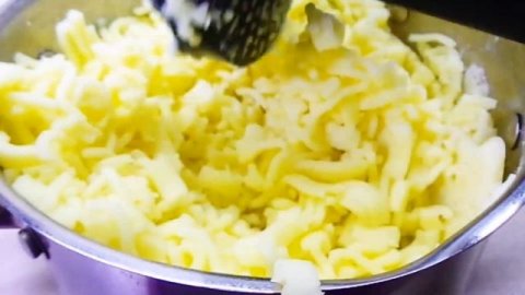 Запеканка картофельная с фаршем. Рецепт родом из детства.