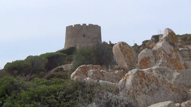Санта-Тереза на Сардинии и испанская башня Torre Spagnola- символ страны