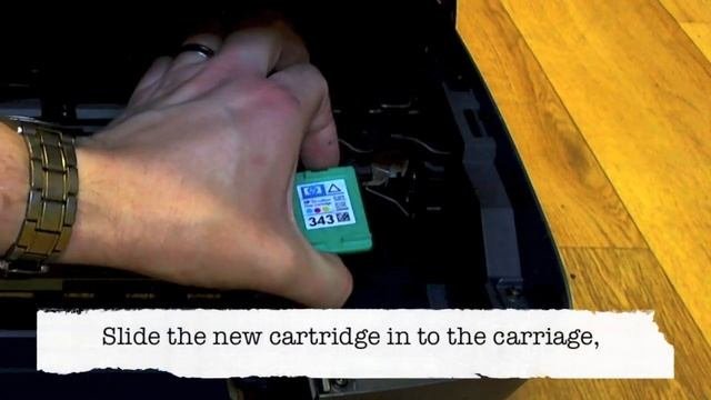 HP PSC 2355 - Changing the cartridges
