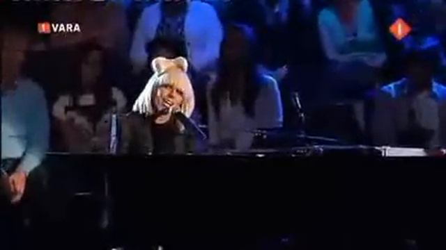 Lady Gaga playing Pokerface on piano