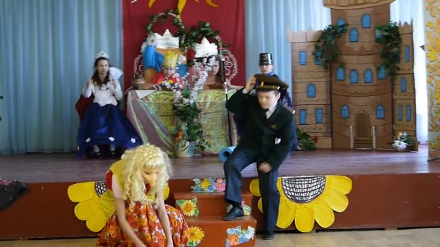 Спектакль в исполнении учеников МКОУ "Рогачевская СОШ".