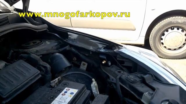 Амортизатор упор капота на Nissan Tiida KU-NI-TI00-00 обзорустановка