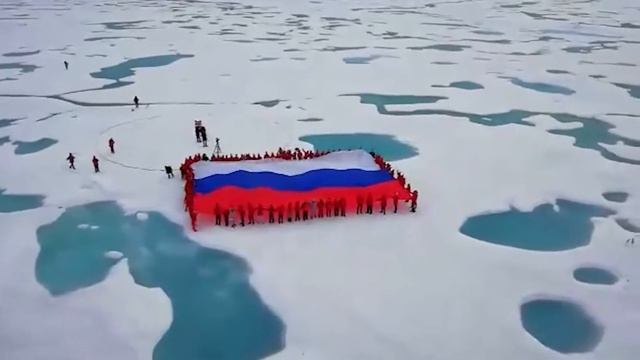 22 августа - День государственного флага Российской Федерации