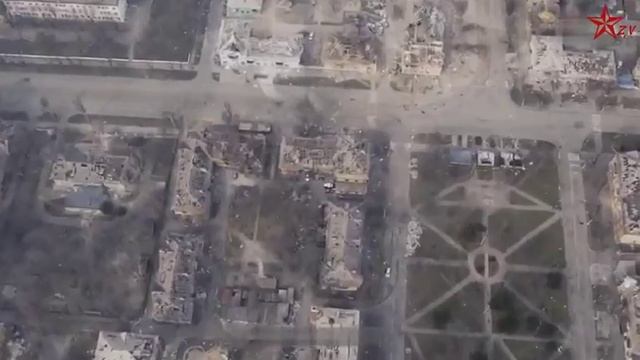Тяжёлая техника Народной милиции ДНР наступает на огневые точки  Азова.mp4