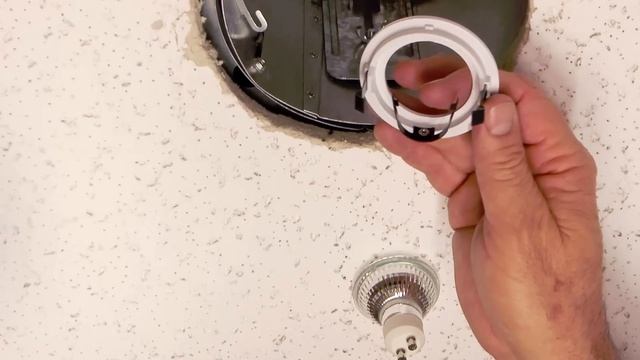 Convert 4" or 6" Recessed Lighting to MR16 GU10 with Edison socket adapter - Total Recessed Lightin
