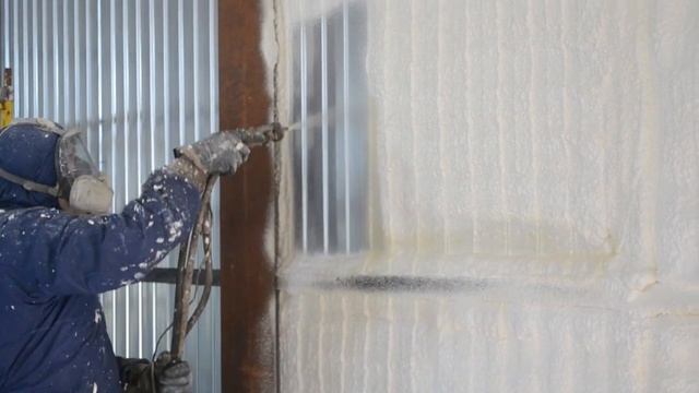 Напыление ППУ (2010год), работа на установке низкого давления.