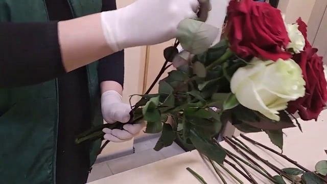 Создание букета из роз, Классический микс, мастер-класс, обучающее видео. Часть 1