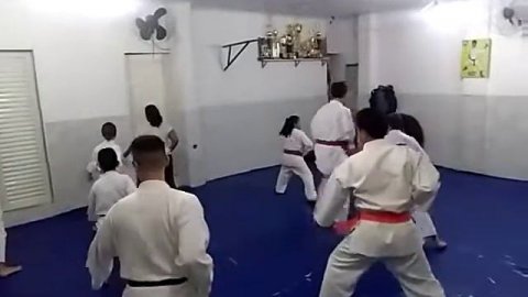 Turma das 18:30h no IAME - Karatê Shotokan.