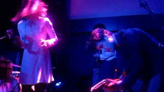 Melody's Echo Chamber - Crystallized + Je Me Perds De Vue (Live @ The Haunt, Brighton, 03.03.13)