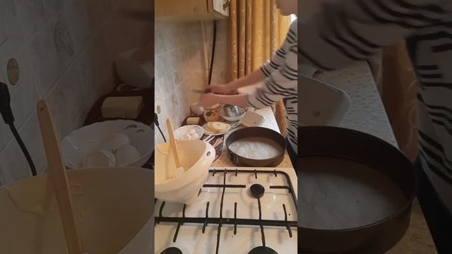 ПИРОГ С  "АНАНАСА ОЧЕНЬ ВКУСНЫЙ"?