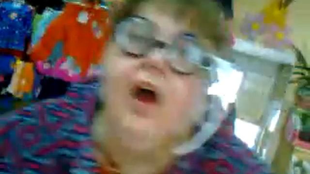 очки надо???ахаахаха...вот жжёт:D