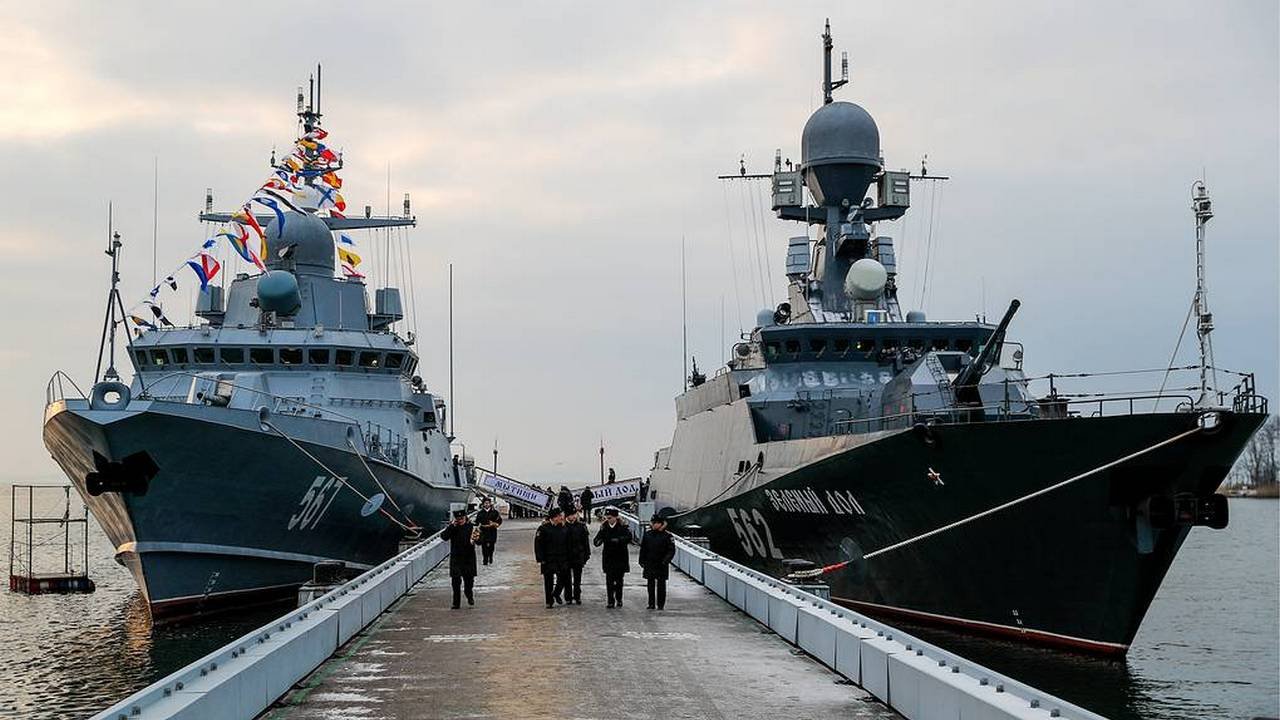 На Зеленодольском заводе спущены на воду два боевых корабля