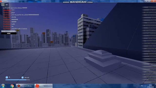 Играю в Roblox в мини режим Runners' Path Beta (давно играл и до сих пор не наигрался)