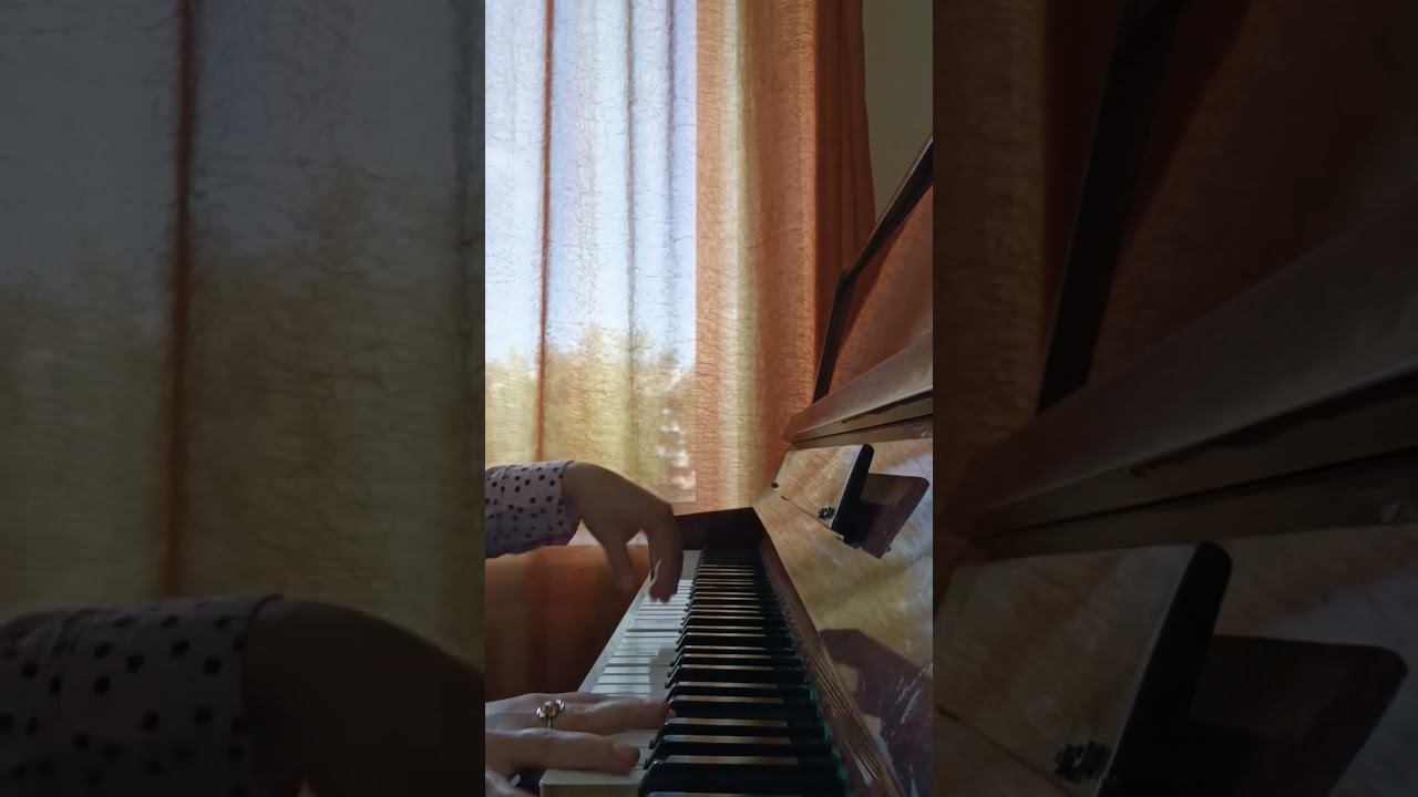 Песня (караоке) Широка река, глубока река на фортепиано