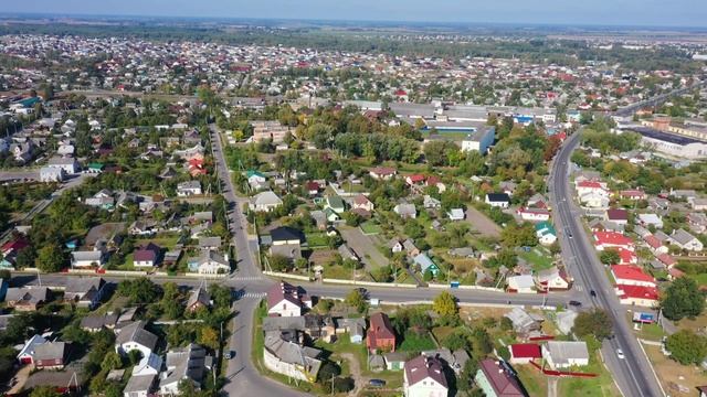 Полёт над осенним Кобрином 4K . Mavic2 pro.