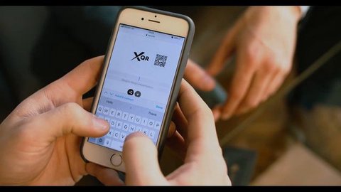 xqr можно сделать смарт визитку за минуту xqr.one