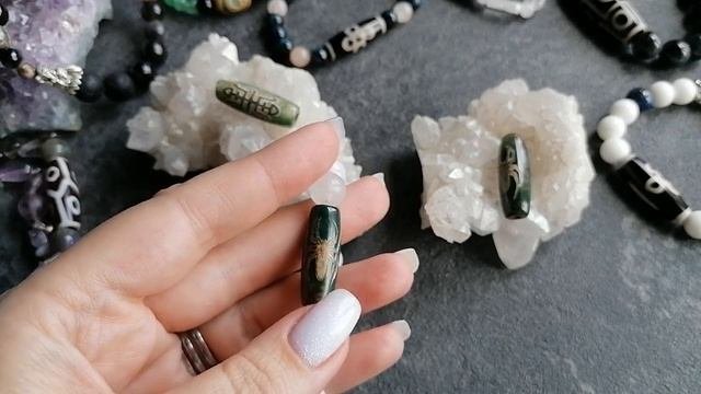 Дзи Паук. Как создавать свою реальность. Как очищать и заряжать камни. Как активировать Дзи