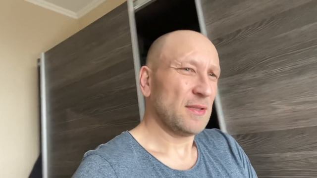 Артём изуродовал моего Тошу! || Распаковка мебели