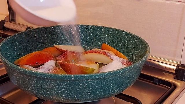 груши в карамельном сиропе с секретным ингредиентом