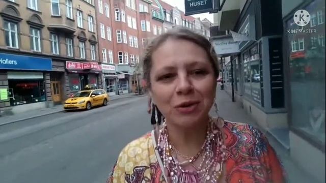 Выгуливаю бусы "Дары моря" и болтаю о шведском быте.