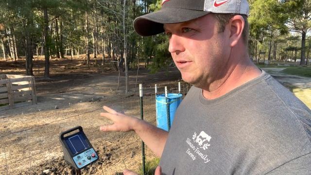 Solar Fence Chargers, What We Use and What We Won't Buy Again. #pasturedpigs #pasturedpoultry