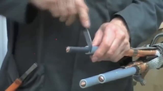 LARGE CABLE CONNECTION