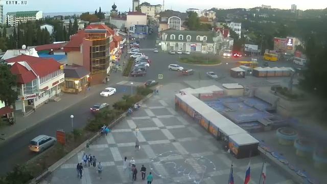 Вебкамера "Площадь Советская". Запись 16.09.2016 19:00:16