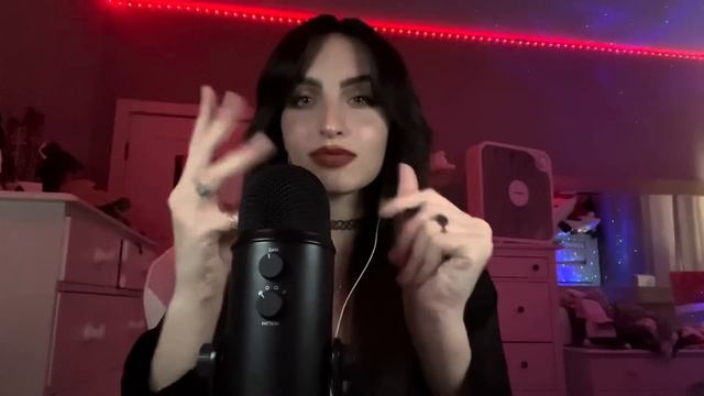 BeeBee ASMR Pure Mouth Sounds at 100% Sensitivity ( wet_dry, fast & intense )