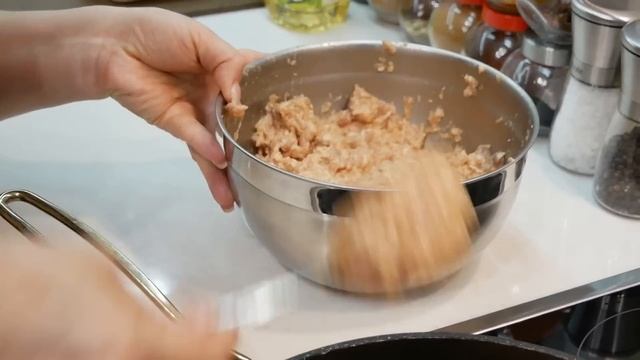 Как приготовить КОТЛЕТЫ и не испачкать руки) Мясные ОЛАДЬИ, цыганка готовит.