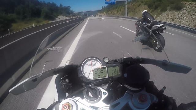 Honda CBR1000rr 2004 - TopSpeed