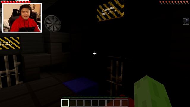NEVER Play FNAF NIGHT 1 in Minecraft Pocket Edition (Five Nights at Freddy's)