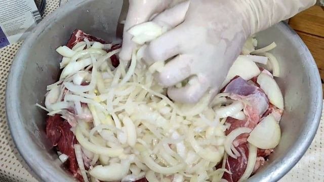 Шашлык из свиной шеи. Рецепт и приготовление.