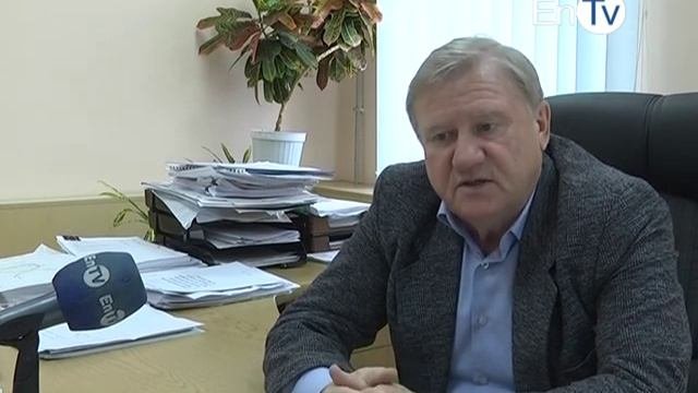 В Энергодаре продолжаются работы по реконструкции дорожного полотна