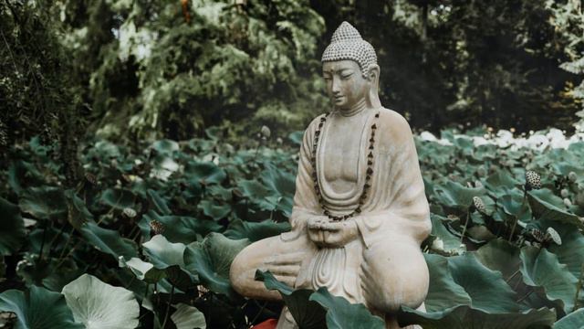 ॐ OM Chanting ∴ Deep meditation music ∴ 432 Hz