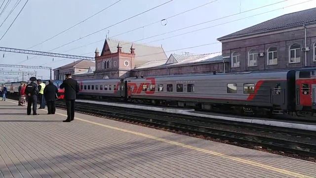 Эп1м-729 с посажирским поездом 306 Москва Сухум