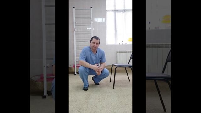 Бережем поясницукак правильно поднимать тяжести.