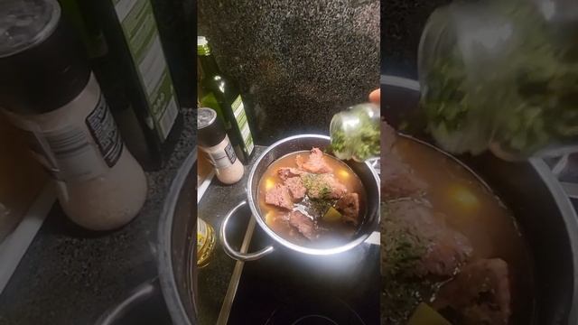 быстро вкусный суп)))) если дома нет мяса)))
