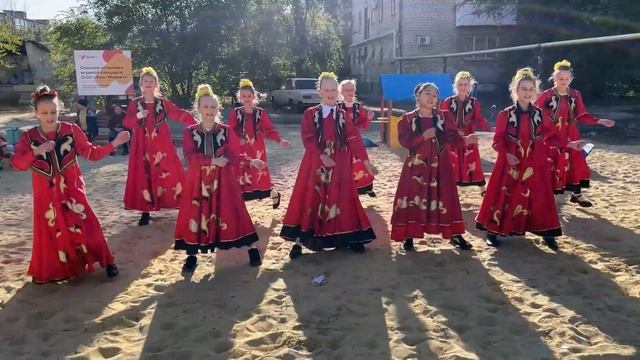 Праздник двора в Волгограде! Все лучшее детям!