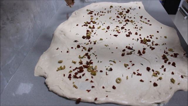 Wurzelbrot   Швейцарский Корнеплод или витой хлеб. Хлеб невероятно вкусный и необыкновенный!