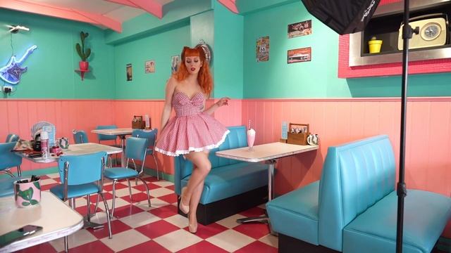 The ultimate Pinup shoot with Rebecca