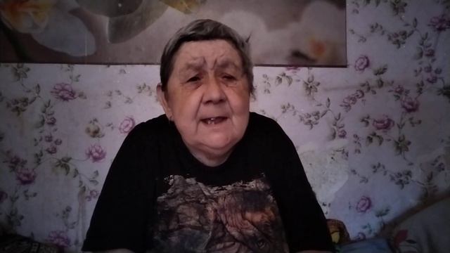 МАМА РАССКАЗЫВАЕТ АНЕКДОТ