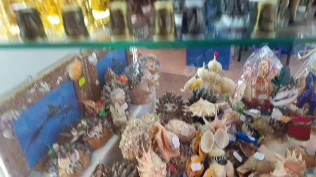АНАПА АЭРОПОРТ - ЦЕНЫ НА ЕДУ И СУВЕНИРЫ