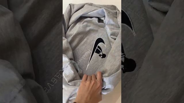 Машинная вышивка на одежде #вышивка #машиннаявышивка#подарок #подарок