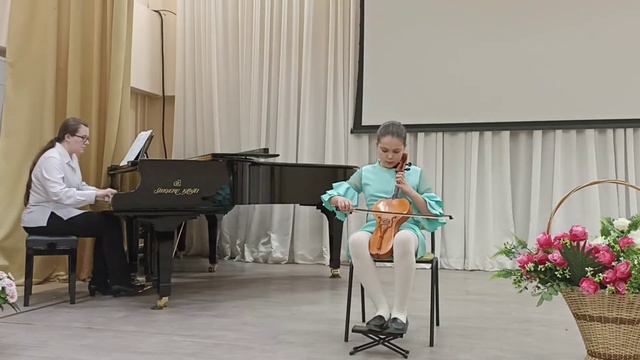 Батталова Камиля 10лет 1.Р.Касимов "Осенняя Агидель" 2 Р. Касимов "Маленький джигит"