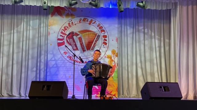 Николаев Александр 13 лет "Оренбургский пуховый платок"