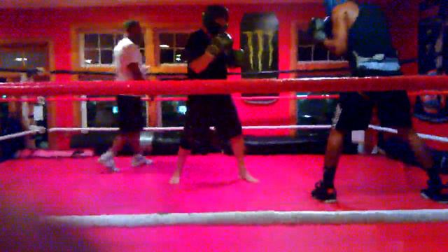 Ecbc Antonio Ware boxing sparring part2