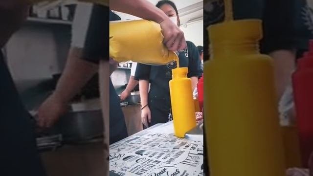 Сколько же боли и злости в его глазах