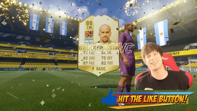 FIFA 17 FIRST LEGEND EVER IN A PACK OPENING!!
